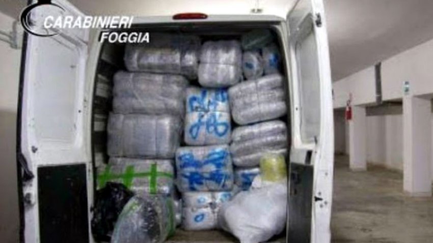 Itali, arrestohen dy shqiptarë me 800 kg hashash