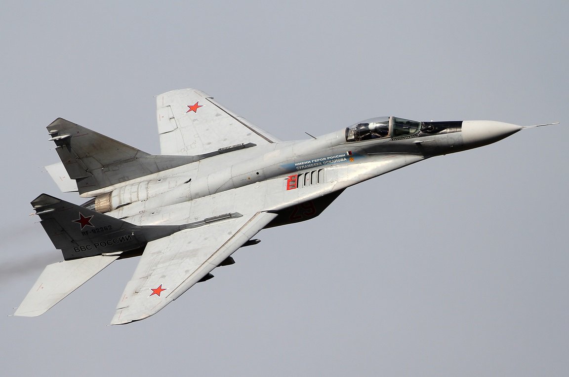 Raporti sekret i NATO-s: Rusia po tërheq avionët e saj luftarakë nga Krimea