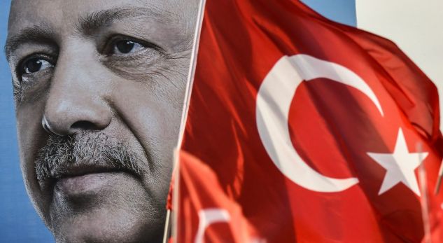 Sot zgjedhjet parlamentare në Turqi,opozita e bashkuar sfidon Erdoganin