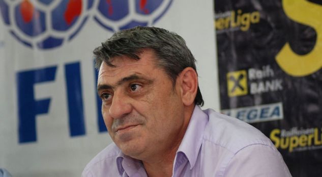 Ka ndëruar jetë legjenda e fudbollit shqiptar Fadil Vokri