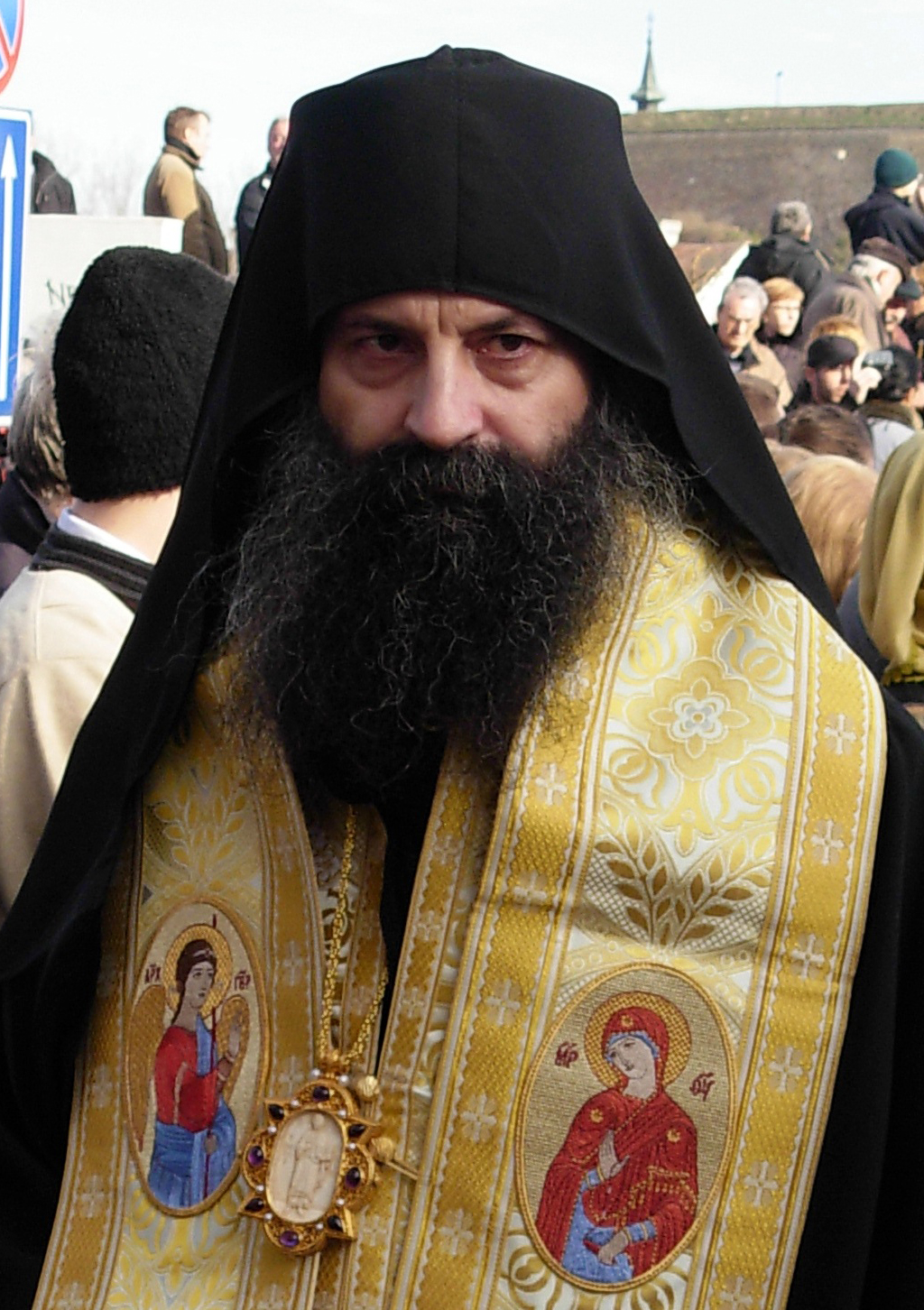 Refuzohet hyrja e kreut të Kishës Serbe në Kosovë